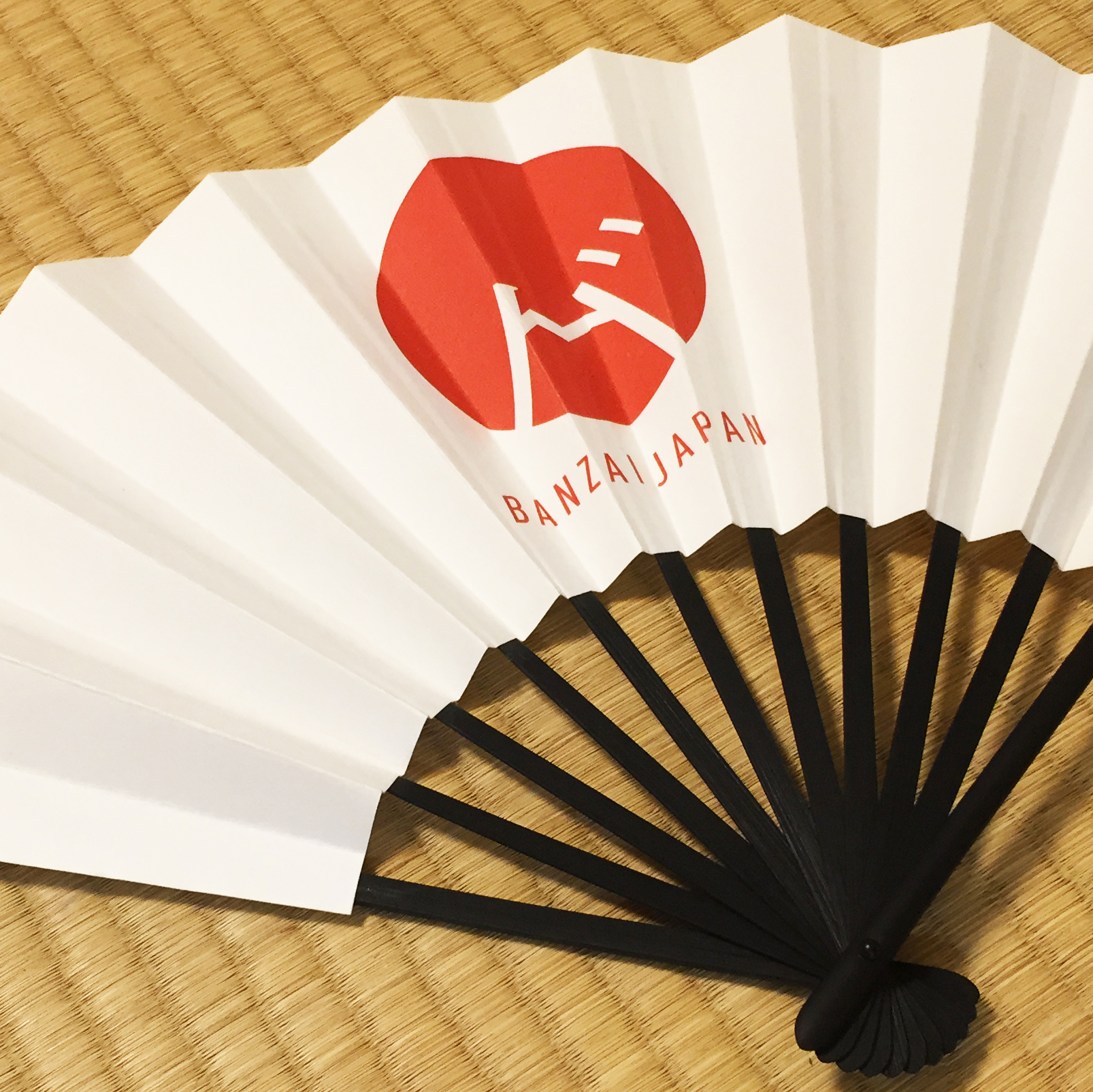 オフィシャルグッズのご紹介 ｜ BANZAI JAPAN-バンザイジャパン